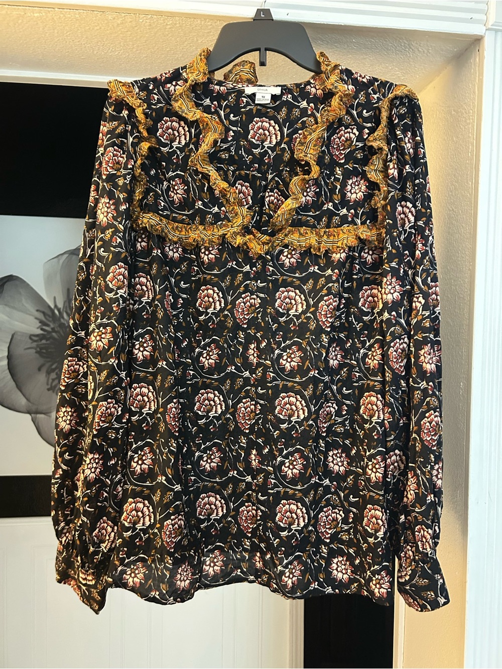 Othilia by Anthropologie Black Floral Long-Sleeve Blouse with Gold Trim